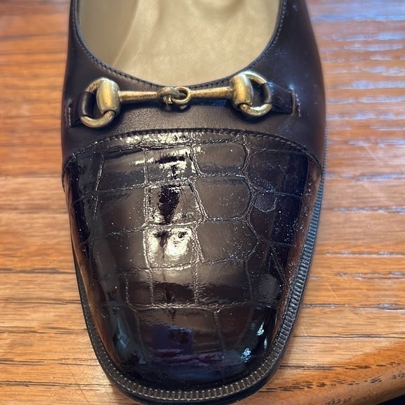 TALBOTS Brown leather shoes Size 10 N. Italian leather one and 1/4 inch heel - Picture 5 of 7